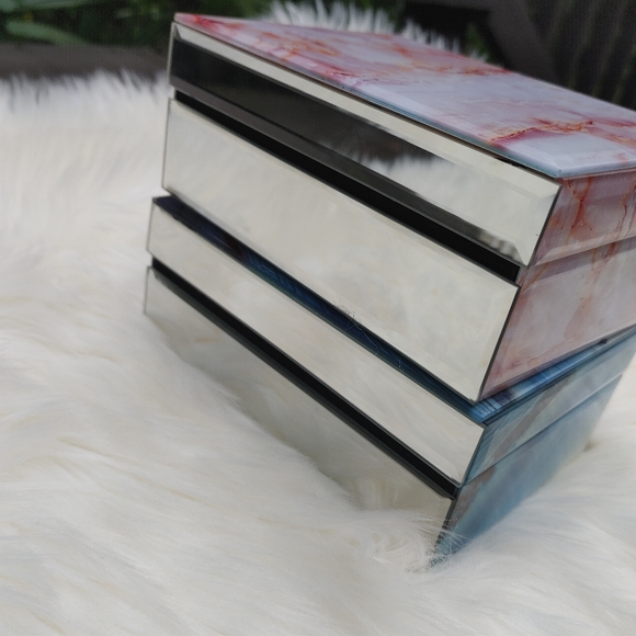 Agate slice jewelry box storage organizer box with lid pink blue stone crystal - Picture 3 of 16